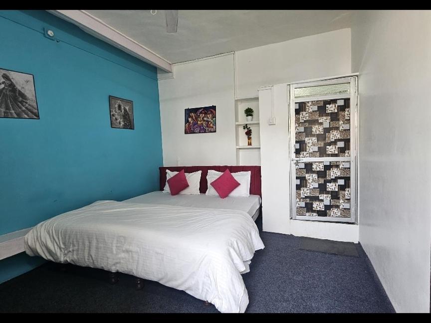 City And Palace View Guest House 우다이푸르 객실 사진
